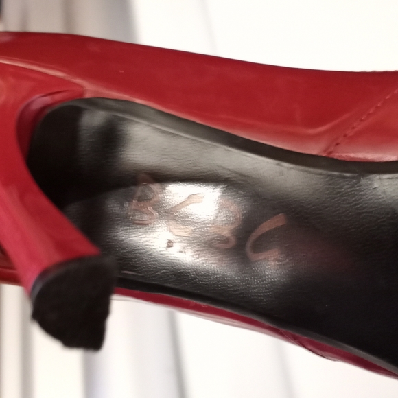 Final Sale - BCBG - PARIS Deep Red Patent Leather Pointed Toe Stiletto Heels - Picture 3 of 9
